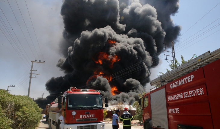 Gaziantep’te depo yangını