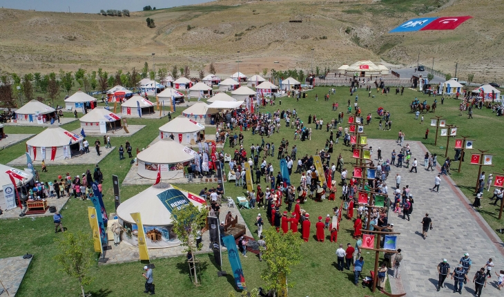 Konya Büyükşehir Malazgirt Zaferi’nin 951. kutlama coşkusuna ortak oluyor