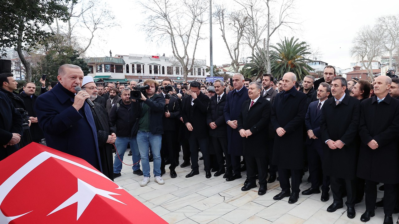 Cumhurbaşkanı Erdoğan, Yazar Alev Alatlı’nın cenaze törenine katıldı